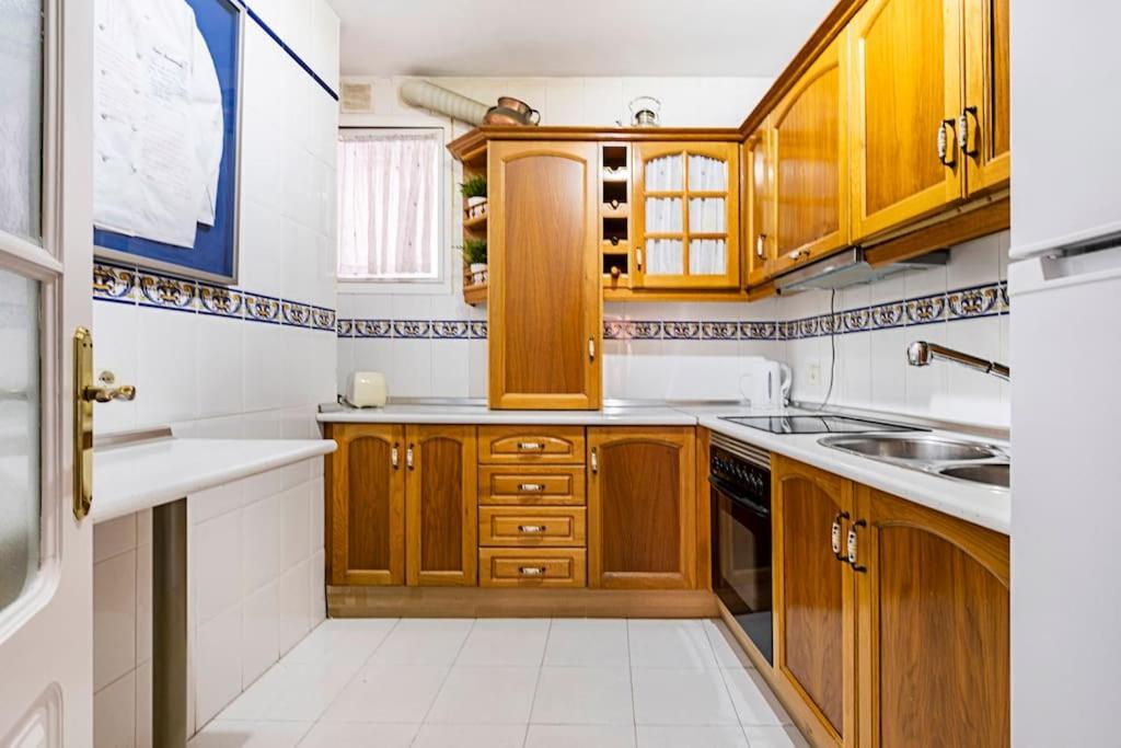 Centro Ferrandiz Parking Gratis Appartement Málaga Buitenkant foto